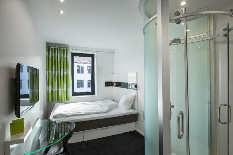 SINGLE STANDARD Room