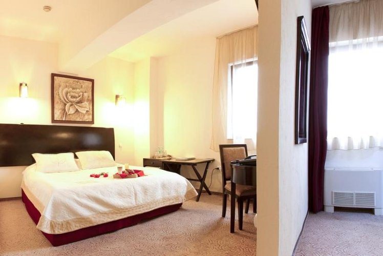 Avis Hotel By WS Hotel Group