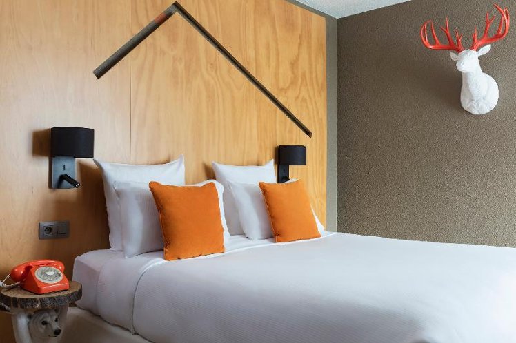 DOUBLE STANDARD Room