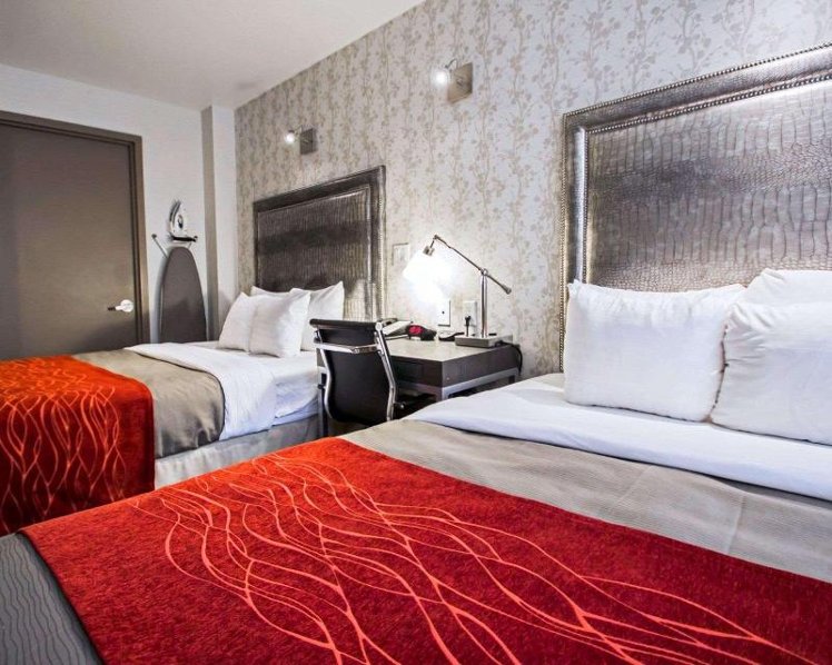 TWIN TWO DOUBLE BEDS NON SMOKING Room