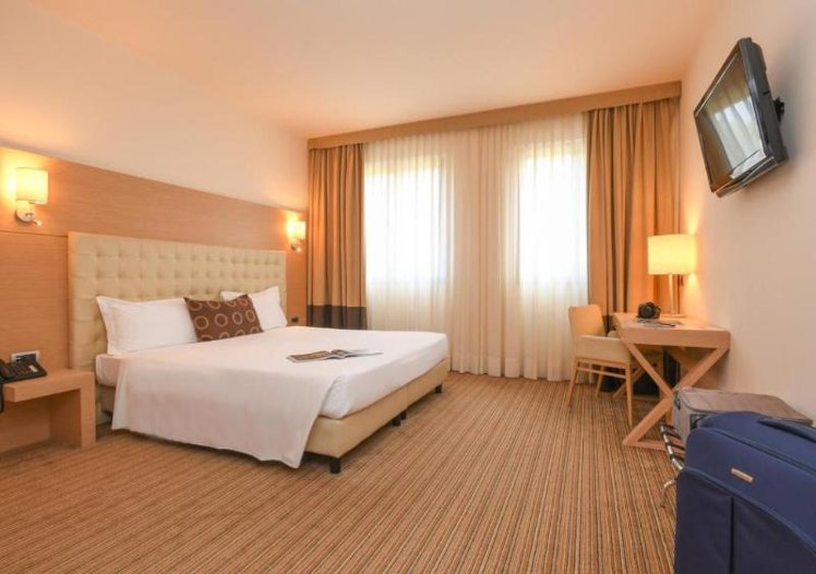 DOUBLE CLASSIC Room