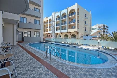 Lefkoniko Icarus Suites