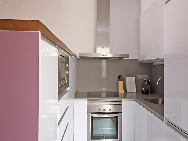 APARTMENT CAPACITY 7 THREE BEDROOMS Room