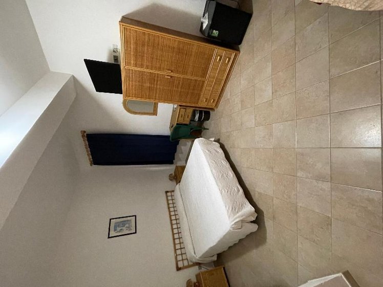 TRIPLE STANDARD Room