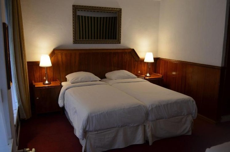 QUADRUPLE TWO DOUBLE BEDS Room