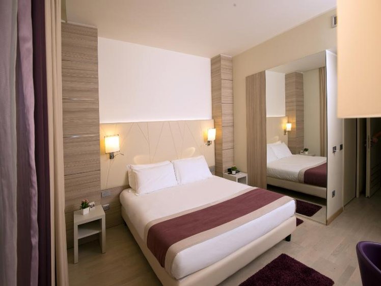 DOUBLE SINGLE USE STANDARD Room