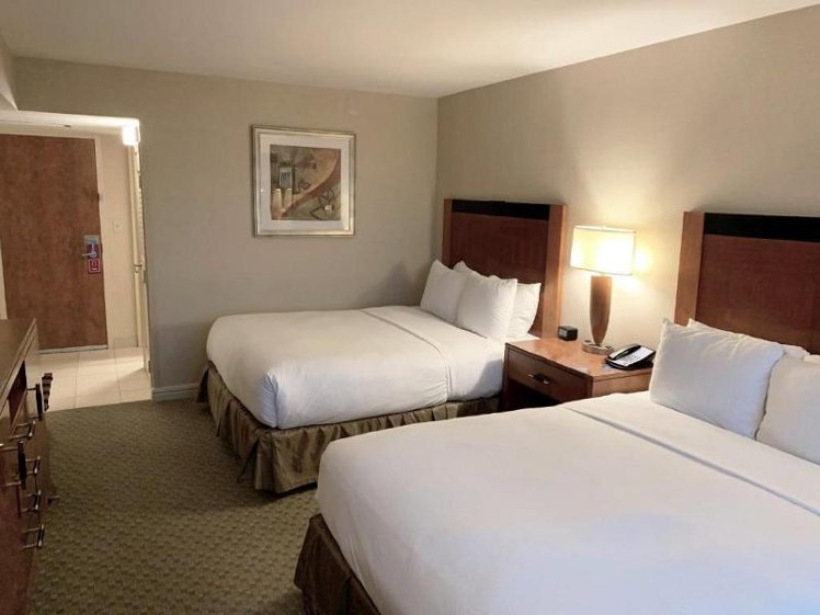 DOUBLE TWO BEDS Room
