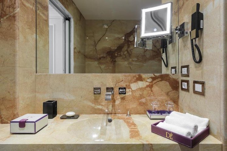 DOUBLE COMFORT Room