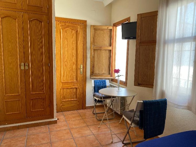 TWIN STANDARD Room