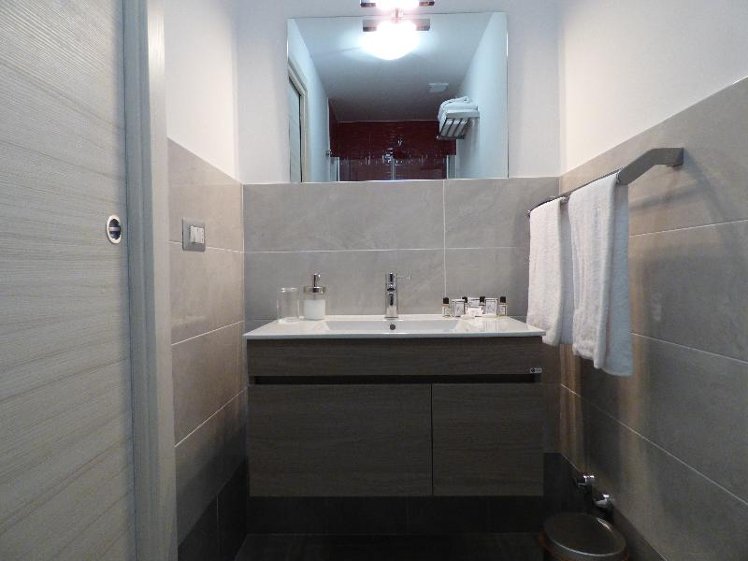 JUNIOR SUITE STANDARD Room