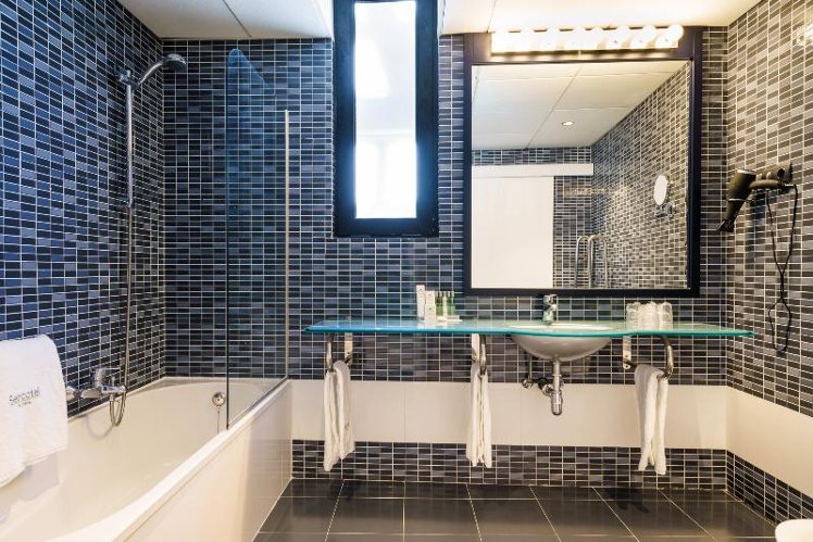 TRIPLE STANDARD Room