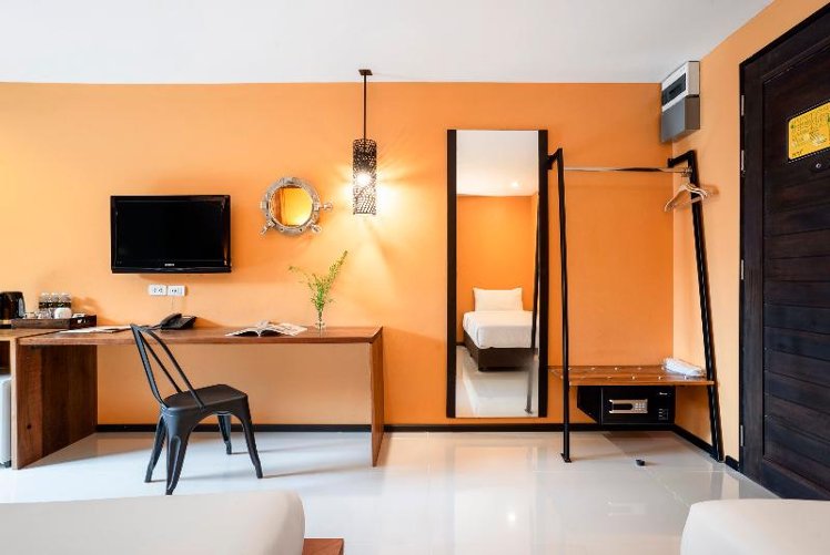 TRIPLE STANDARD Room