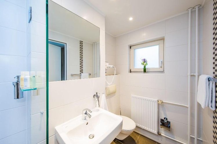 TWIN STANDARD Room