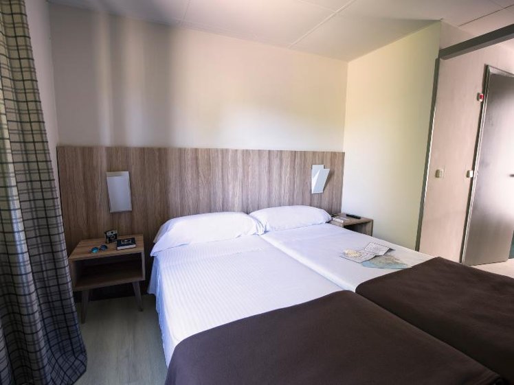 Double or Twin STANDARD Room