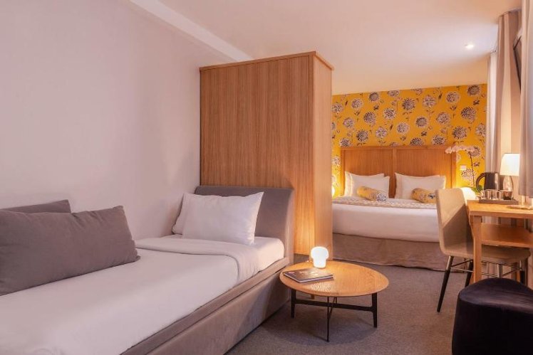TRIPLE STANDARD Room