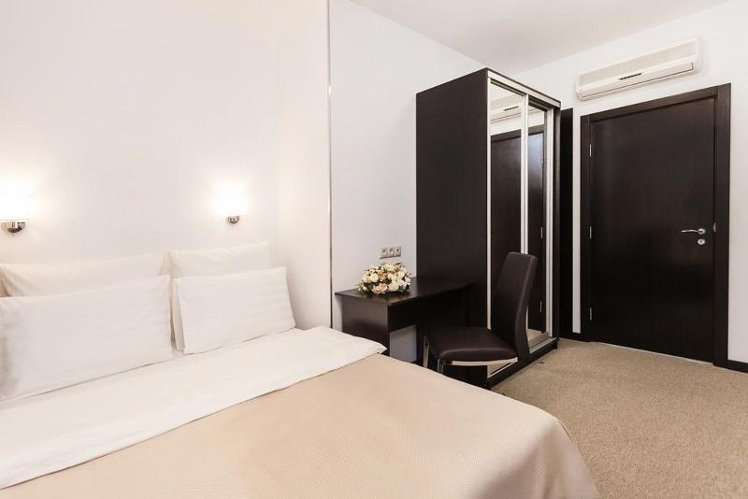 DOUBLE COMFORT Room