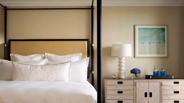 DOUBLE GARDEN VIEW KING BED Room