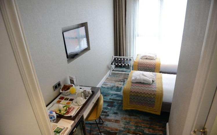 SINGLE STANDARD Room