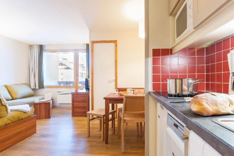 APARTMENT CAPACITY 5 Room