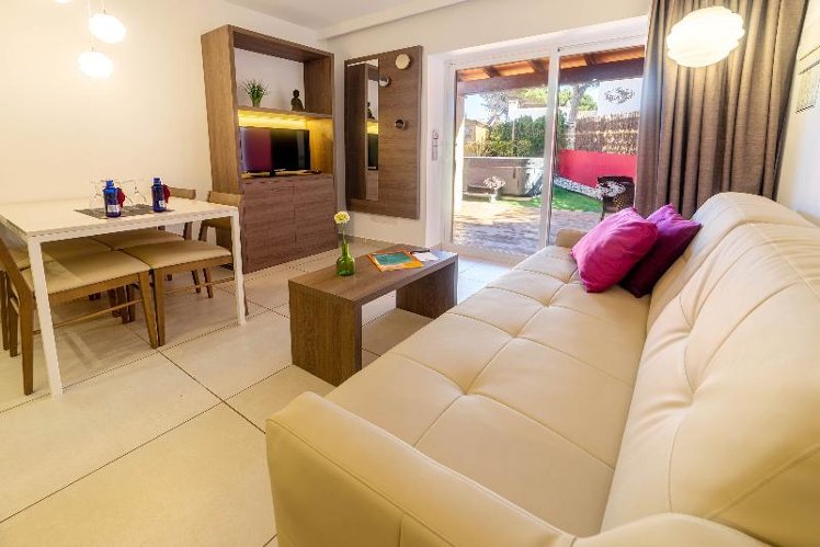 BUNGALOW SUPERIOR Room