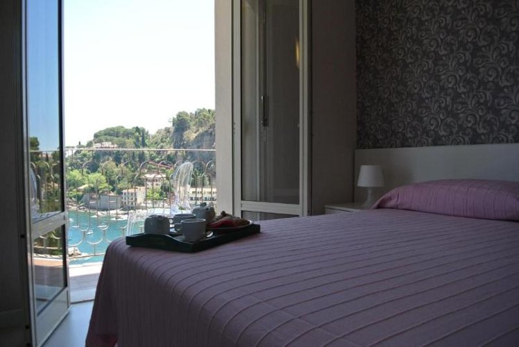 DOUBLE SUPERIOR SEA VIEW Room