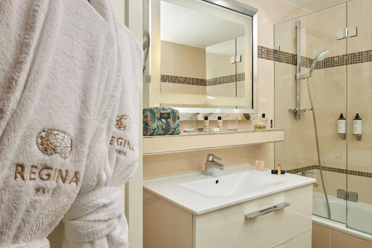 DOUBLE SUPERIOR WITH DOUBLE BED Room