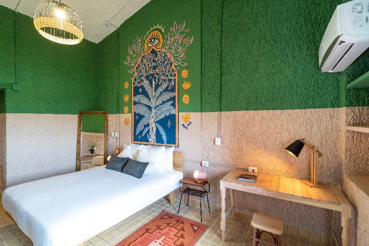DOUBLE STANDARD Room