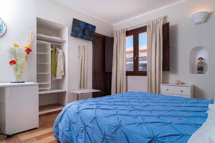 DOUBLE SINGLE USE STANDARD Room