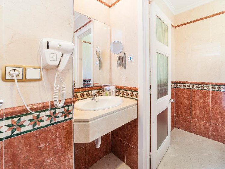 Double or Twin EXECUTIVE Room