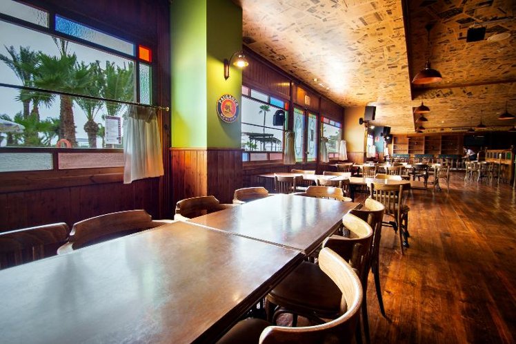 Bar