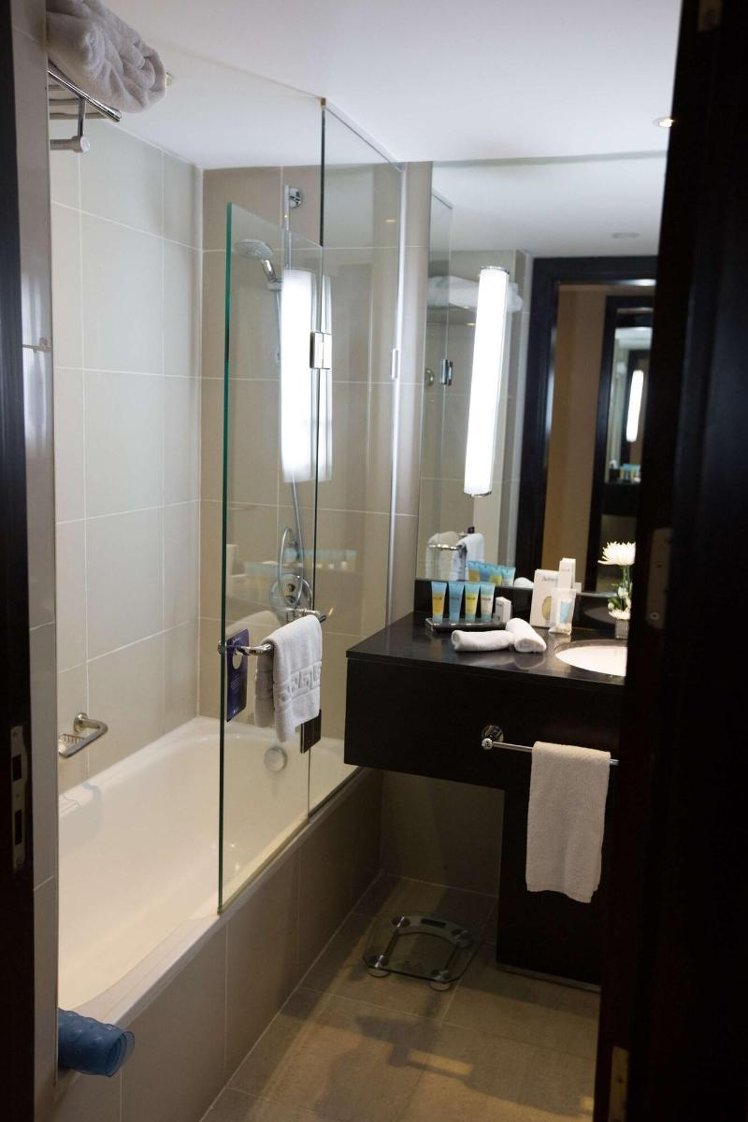 DOUBLE EXECUTIVE KING BED Room