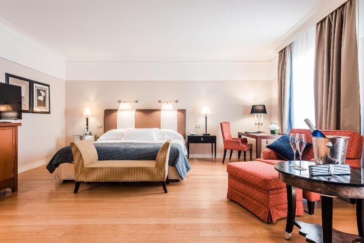 DOUBLE DELUXE Room
