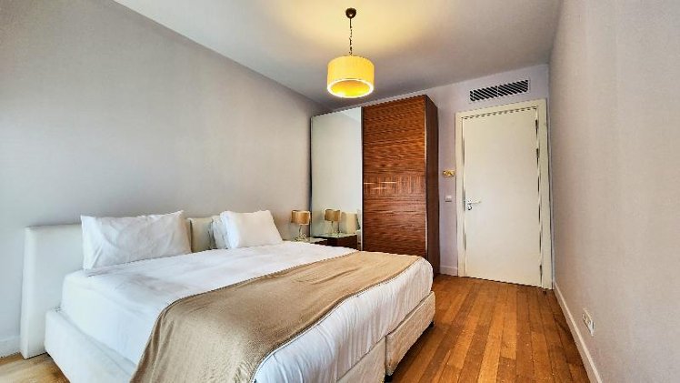 APARTMENT FOUR BEDROOMS ONE BATHROOM Room