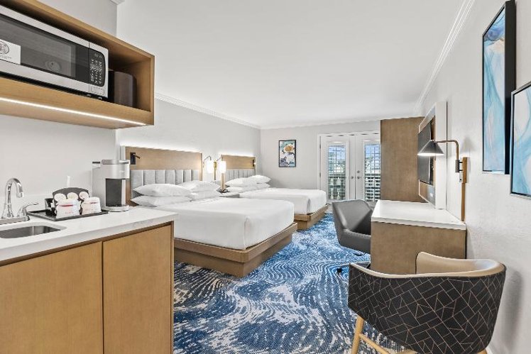 DOUBLE TWO QUEEN BEDS Room