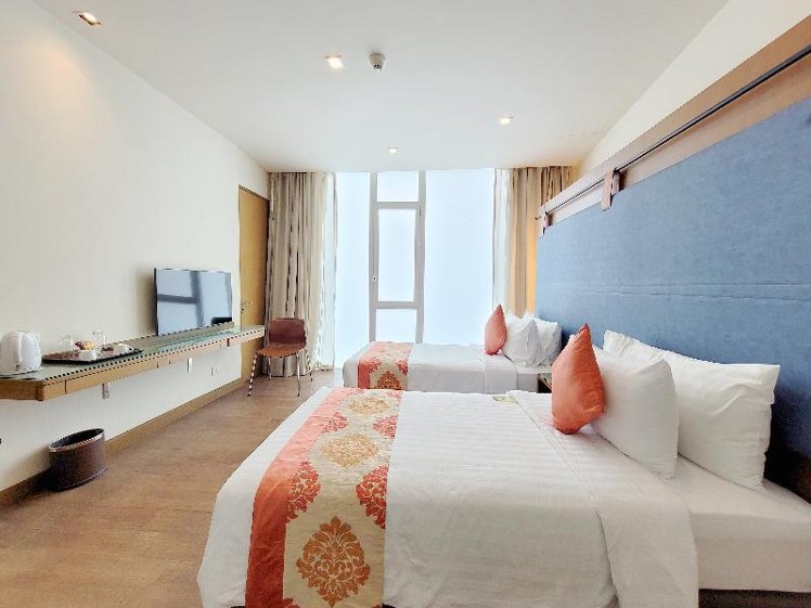 TWIN PREMIER Room