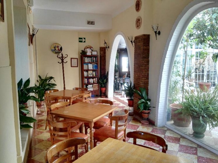 Bar