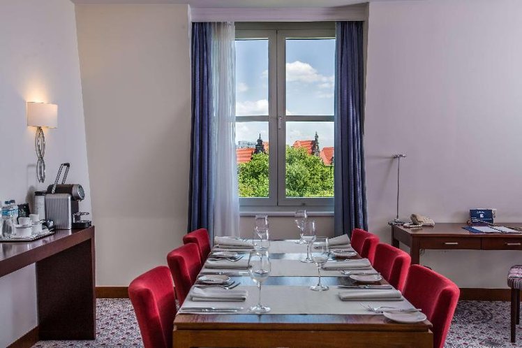 SUITE EXECUTIVE Room