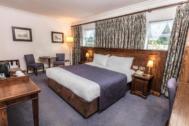 The Lansdowne Hotel