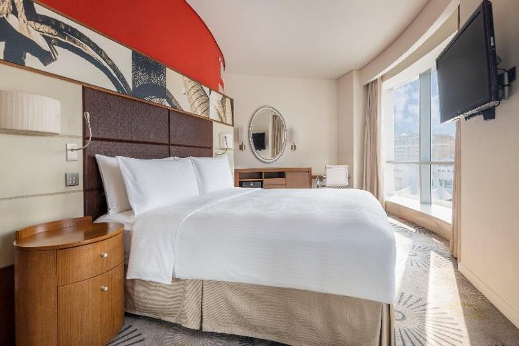 SUITE KING SIZE BED Room