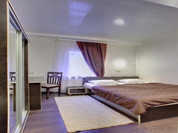 DOUBLE STANDARD Room