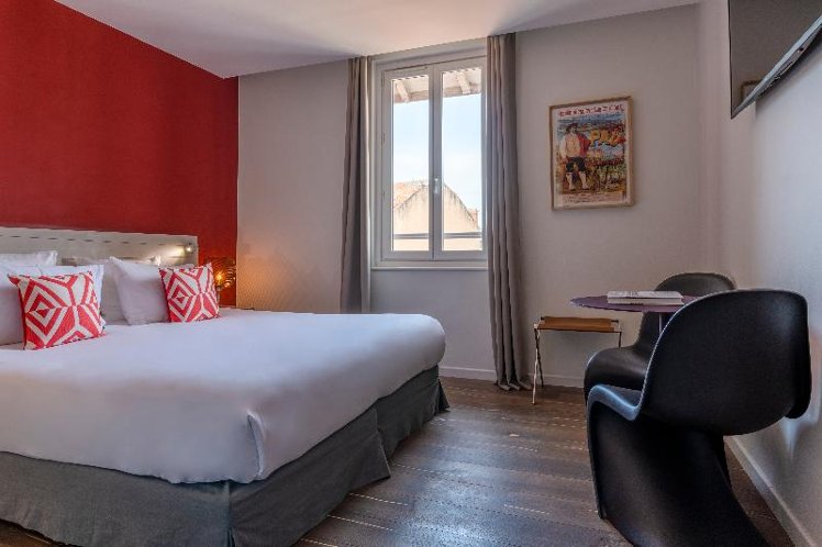 DOUBLE SUPERIOR Room