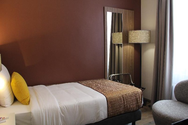 SINGLE COMFORT Room