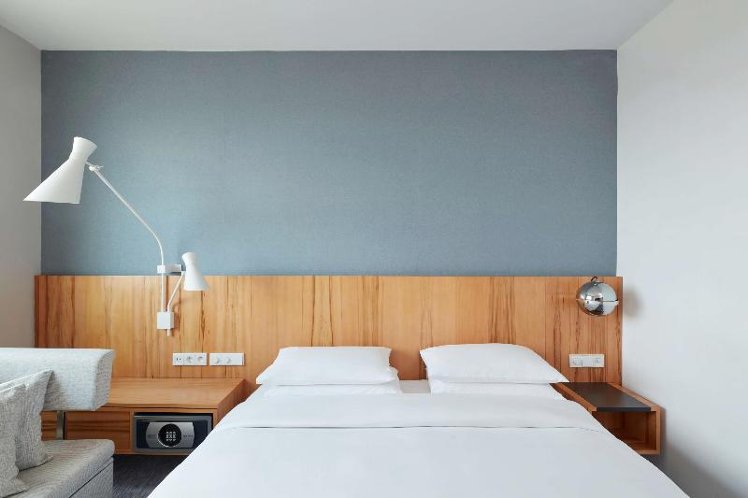 DOUBLE CLUB Room