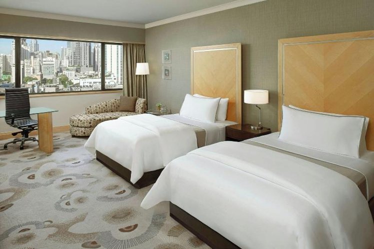 QUADRUPLE CITY VIEW Room