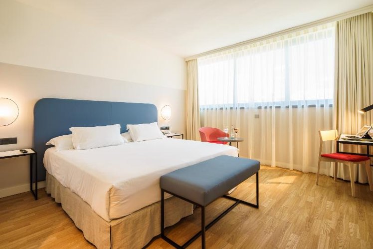DOUBLE STANDARD Room