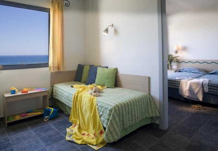 Atlantica Mikri Poli