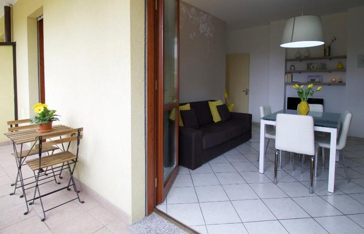 APARTMENT TWO BEDROOMS ONE BATHROOM Room