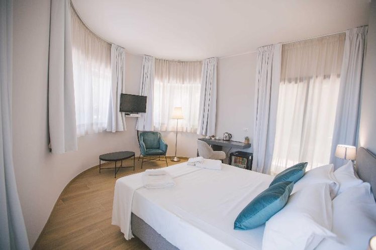 DOUBLE STANDARD Room