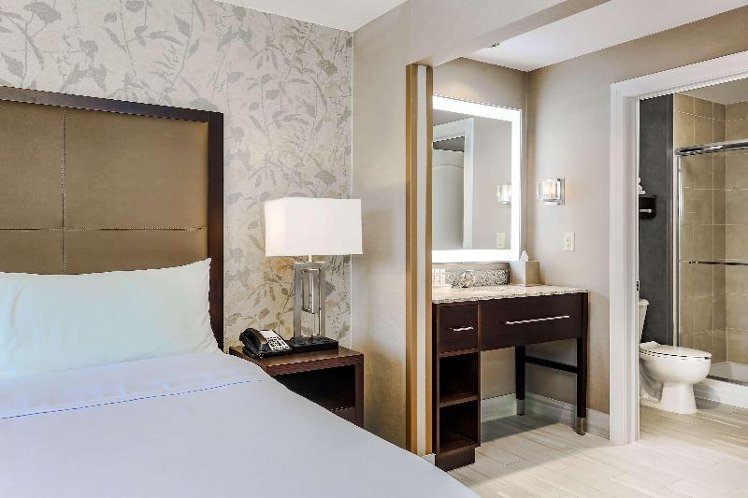 STUDIO KING BED NON SMOKING Room