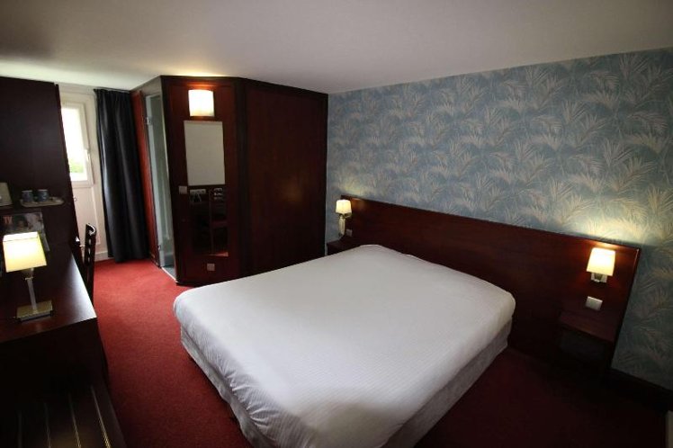 Kyriad Bordeaux Lormont
